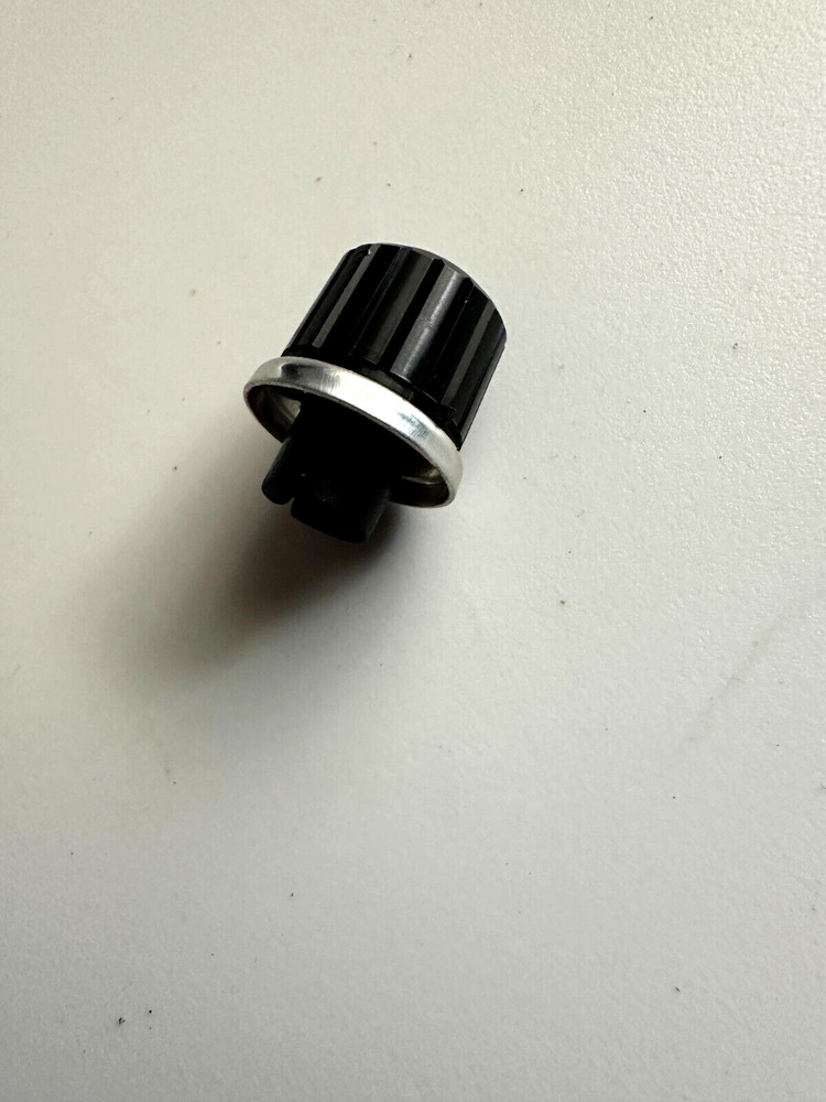 Volume/Tone Control Knob for Panasonic Multi Band Receiver Model RF-4800/4900.