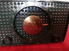 Motorola Aero-Vane High Efficiency Loop AM Radio from 1940&rsquo;s