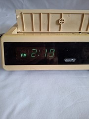 1980s Pierre Cardin Telephone Clock Radio 50028 Phone & Features Works! (VIDEO)
