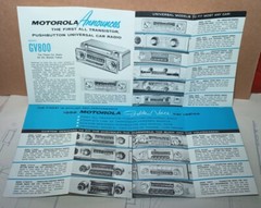 1958 Motorola Golden Voice Car Radios Brochure : Superb Illustrations of Models