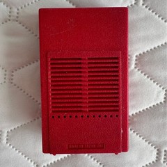 Montgomery Ward Airline Transistor Radio Unisex OS Red Vintage 6-Transistor
