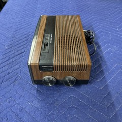 Vintage GE General Electric Clock Radio Walnut Grain Finish Model 7 4305C Retro