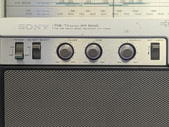 Rare vintage Sony ICF-7760W PSB/TV Sound/Air Band FM/AM Receiver