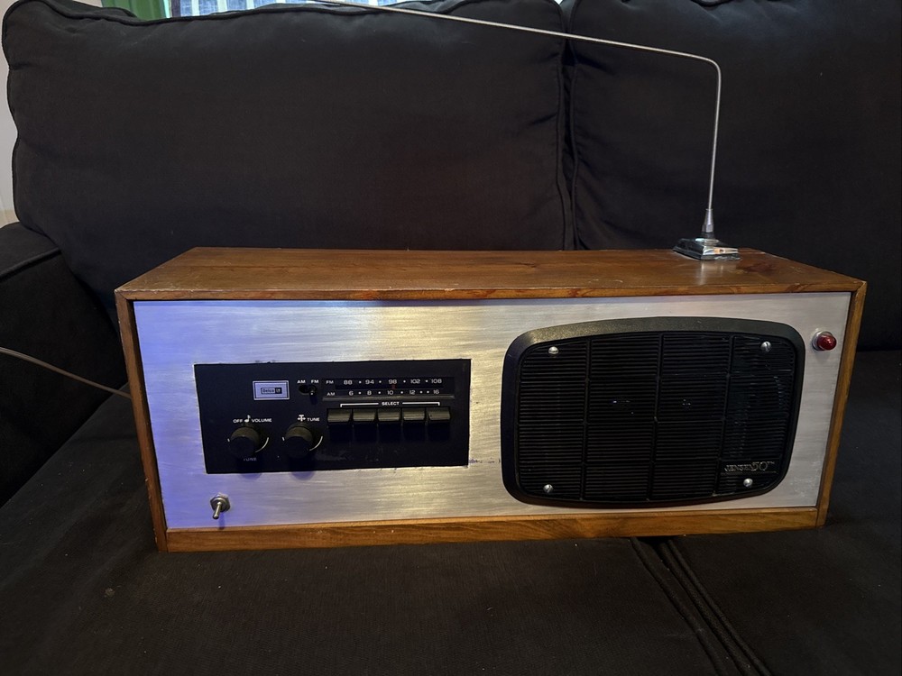 Vintage Delco GM Radio Jensen 50th AM/FM Mono Wood