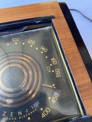 1946 Zenith Consolotone Radio Model 5D027Z Vintage – Untested.