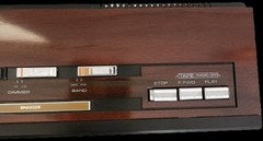 Soundesign Vintage AM/FM Electronic Clock Radio Cassette Player