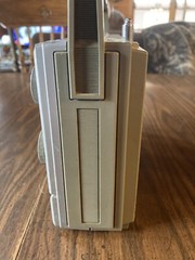 Soundesign AM FM 2 Band Receiver Model 2277 Battery/AC Works! Vintage