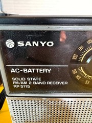 Vintage Sanyo RP-5115U Portable Radio Black AM/FM 2-Band Solid State with Cable
