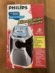 Philips AE1000 Portable Radio AM FM Self Powered Tuner Rechargeable Crank New