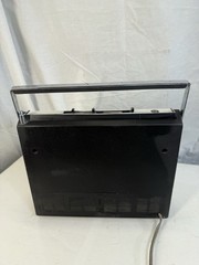 Vintage Sears Dual Power AM/FM Portable Radio Model 132.27410200