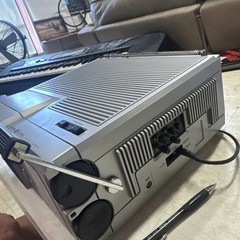 1983 GENERAL ELECTRIC AM-FM TELEVISION Model No.5XH-4222X Battery/Electric WORKS