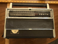 Zenith Transoceanic Royal 3000-1 Multiband Radio