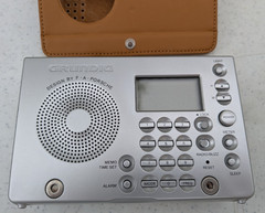 Vintage Grundig World Receiver Shortwave Radio Model YB-P 2000