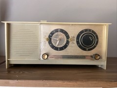 VTG 1950’s MCM Sears Silvertone MCM Ivory AM Clock Tube Radio-#5033-Working
