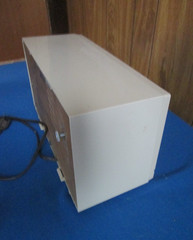 Vintage Zenith Model Z260L AM Clock Radio for parts/restoration