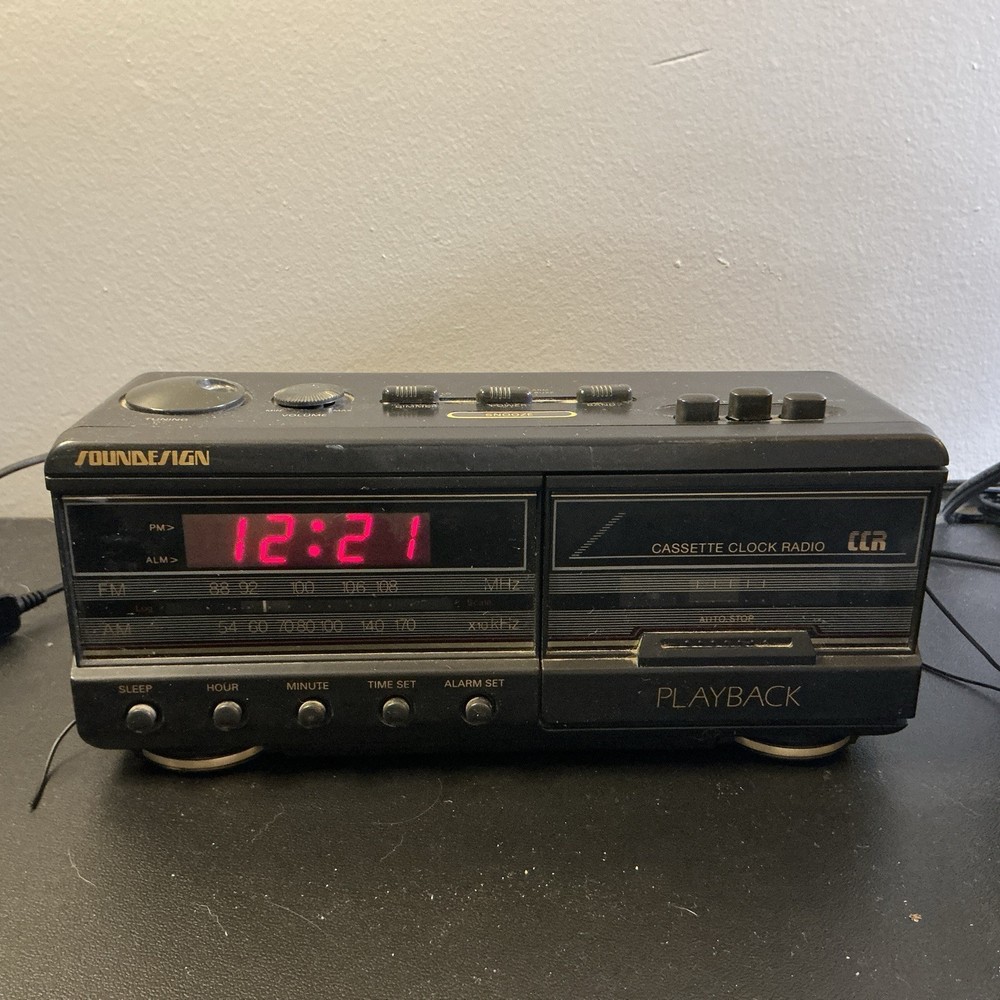 Vintage Sound Design AM-FM Electronic Clock Radio Cassette Player Tested No3827