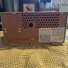 Vintage 1960s General Electric Clock Radio GE Model C2420D Beige Tested Works