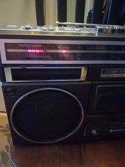 Hitachi TRK-7252HC 1980s Vintage Boombox Radio Cassette Recorder Ghetto Blaster