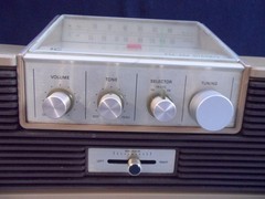 Panasonic Model RE-7392 AM FM Table Radio WORKING GREAT! RARE! VINTAGE