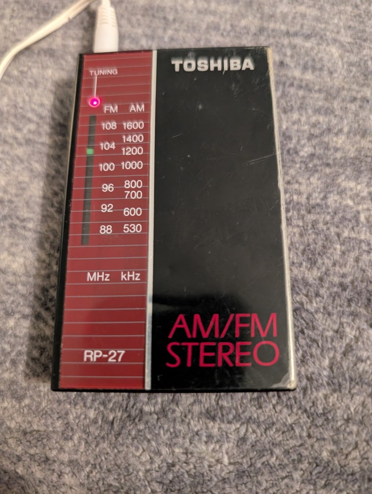 VTG Toshiba RP-27 Portable AM/FM Stereo 2 Band Receiver! Tested & Working! Read!