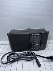 Panasonic Model RF-544 AM/FM Radio-Battery Tested Works Great-