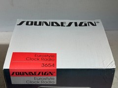Vintage New-In-Box Soundesign Eurostyle Clock Radio 3654 Retro