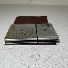 Vintage Panasonic RF-015 FM/AM Pocket Radio WORKS Mr Thin 1/2&Prime; x 3&Prime; x 5&Prime;
