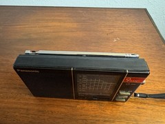 Vintage Panasonic RF-9 FM MW SW1-7 9 Band Receiver Compact Radio