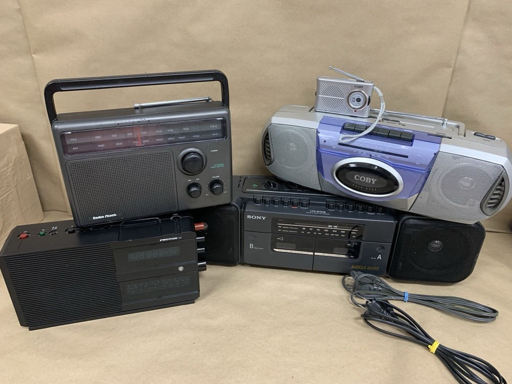 Vintage AM/FM Radio Cassette Alarm Clock Lot Sony Coby Proton Radio Shack Tandy