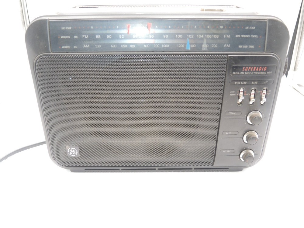 Vintage GE SupeRadio AM FM Hi Performance Wide Band 7-2887A TESTED WORKING