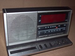 vintage Spartus AM/FM Digital Radio 1980&rsquo;s British Hong Kong model 0115-61