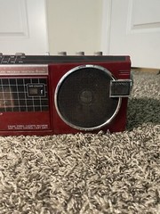 Vintage Radio Retro 1980&rsquo;s Sears Roebuck & Co SR-3000 Series – Red Boombox