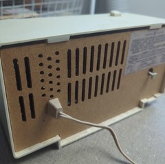 Vintage AM Radio Clock General Electric, GE C-4030 Clock Powers On