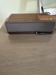 Vintage GE Model 7-4616B Wood Grain AM/FM Dual Alarm Clock Radio
