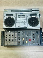 HITACHI Boombox TRK-TRK-8300 PERDISCO vintage w/RAMSA WR-X01A
