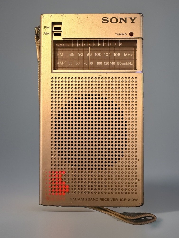 Vintage 1989 Sony ICF-210W Portable AM/FM Pocket Radio With Antenna Tested/Works