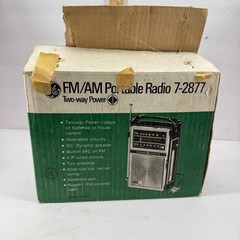 General Electric Portable Radio Brown Solid State 7-2877F AC DC Manual (No work)