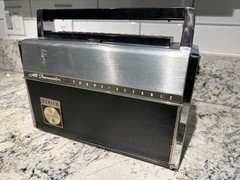 ZENITH Trans-Oceanic 1960&rsquo;s FM-AM Multiband Royal 3000-1 Radio w/ Power Supply