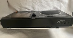 Parts only GRUNDIG YACHT BOY 650 AC/DC FM/AM/SW TRANSISTOR RADIO.VGC
