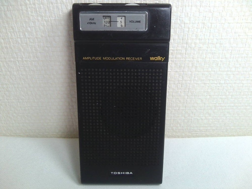 Toshiba Walky RP-90 AM Radio Ultra Slim Vintage Works Rare Retro Japan Made JP