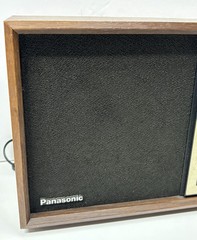 Vintage Panasonic RE-6286 AM/FM Radio Woodgrain Matsushita Japan *Working