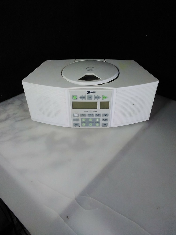 Vintage Zenith Z253w Radio Am/Fm Cd player retro very cool and unique