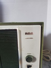 Vintage MCM RCA RZC 222G Avacado Snow Green AM/FM/AFC Retro Radio 23042167