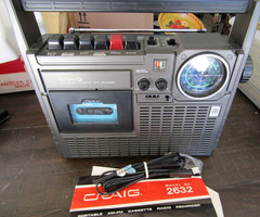 CRAIG DELUXE RADIO CASSETTE RECORDER 2632