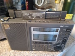 Sony ICF-SW77 Radio Excellent Condition see description. Only AM band works