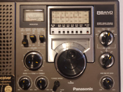 Panasonic RF-2200 FM/AM/SW 8-Band Portable Radio, Works, Excellent