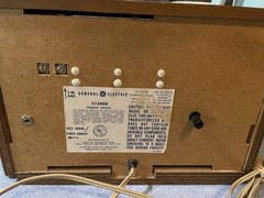 Vintage GE C1580Z Solid State AM/FM Clock Radio Alarm Snooze WORKS- Missing Knob