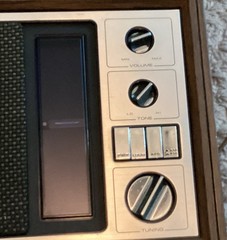 1970s Magnavox RF3100 AM/FM NICE CONDITION, Tested And Working Vtg.