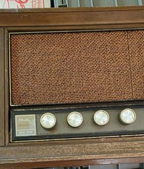 Vintage 1960s General Electric GE Radio Electric AM FM Dual Speaker works