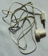 Vintage Mono Earphone Earbud Fine Condition – unbranded MAY BE Sony… tested!